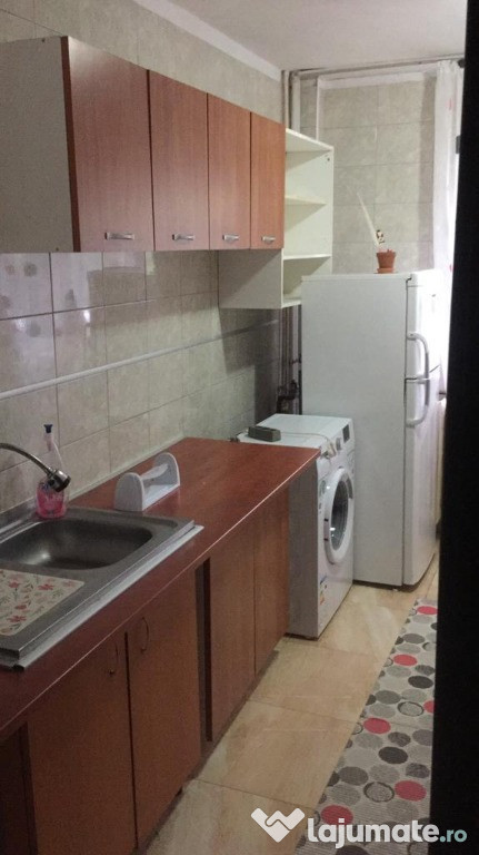 Inchiriez apartament 2 camere