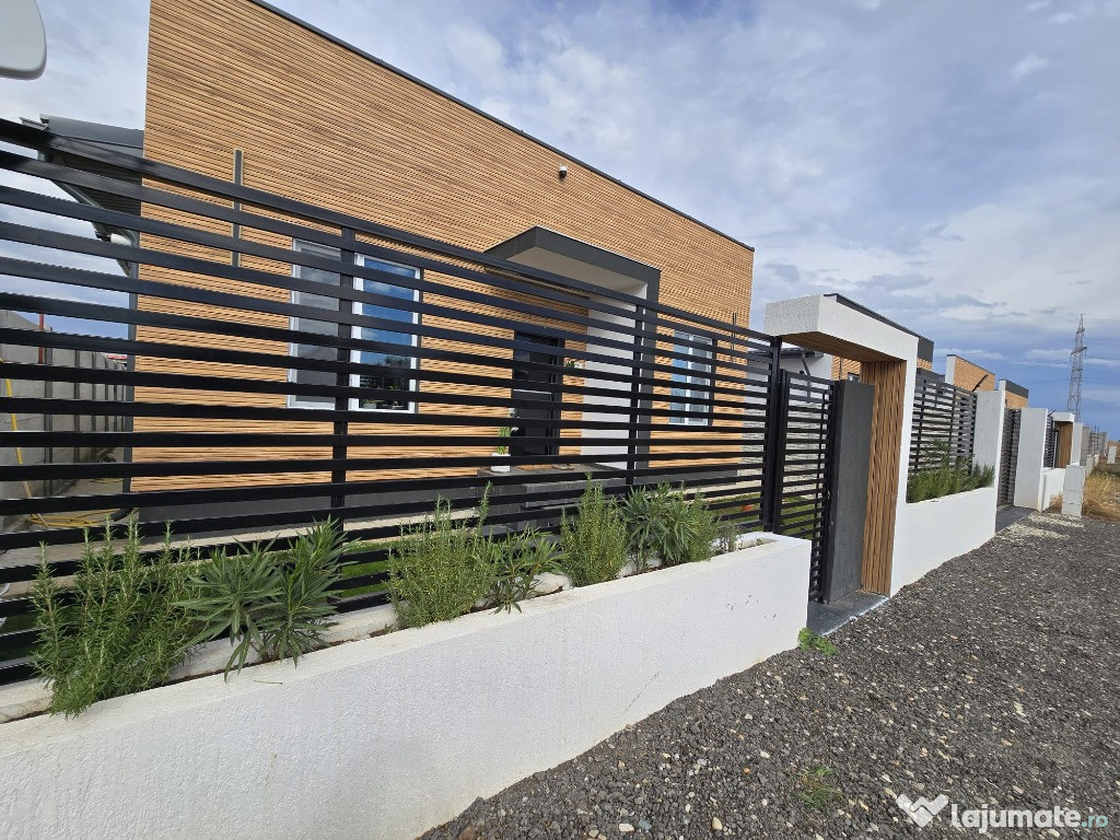Casa partere - 4 camere - 2 bai - 412mp teren - beci -10 min de RTB