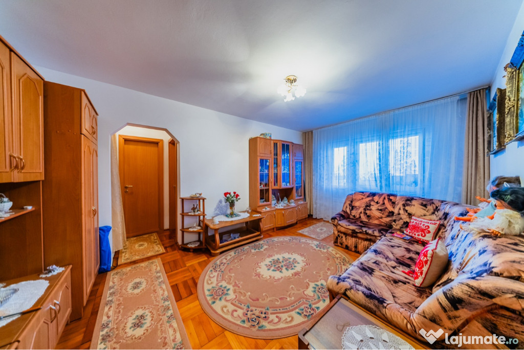 Apartament 2 camere, parter – Zona Aurel Vlaicu, Lebăda