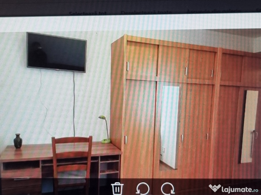 Inchiriez apartament 3 camere in vila