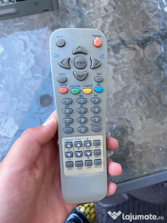 Vând telecomandă Arion original
