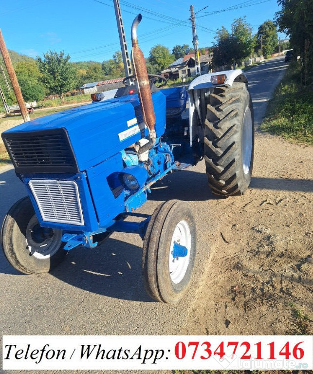 Tractor Universal 445