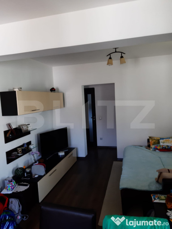 Apartament 2 camere, 70 mp