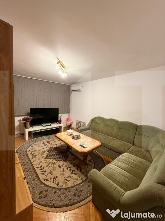 Apartament cu 3 camere decomandat, 57 mp, Calea Sagului
