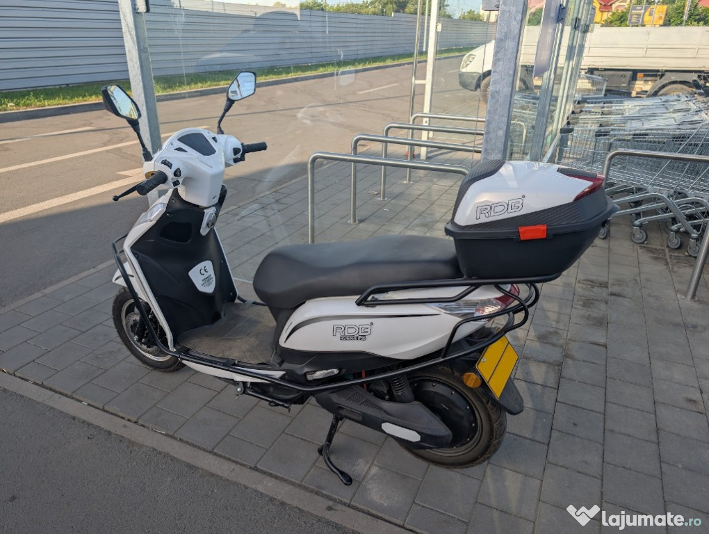 Scuter Electric RDB Hoinarul 5 ( 2000W 25 km/h Fara Permis )