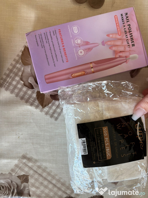 Kit pentru unghii