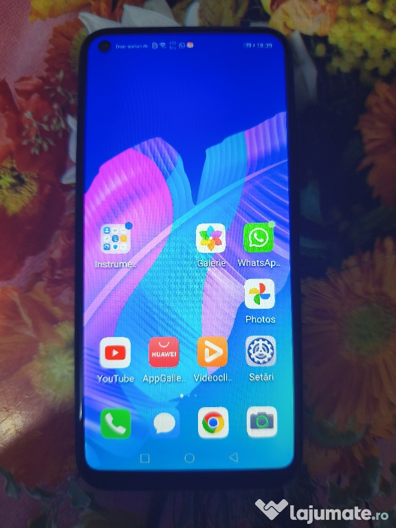 Vând Huawei P40 Lite E