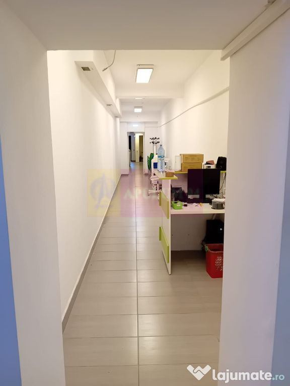 Demisol 106 mp utili – ideal birouri, depozitare sau se...