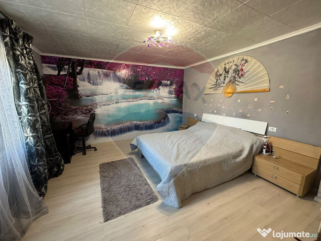Casă / Vilă cu 4 camere într-o zonă excelentă din Fo...