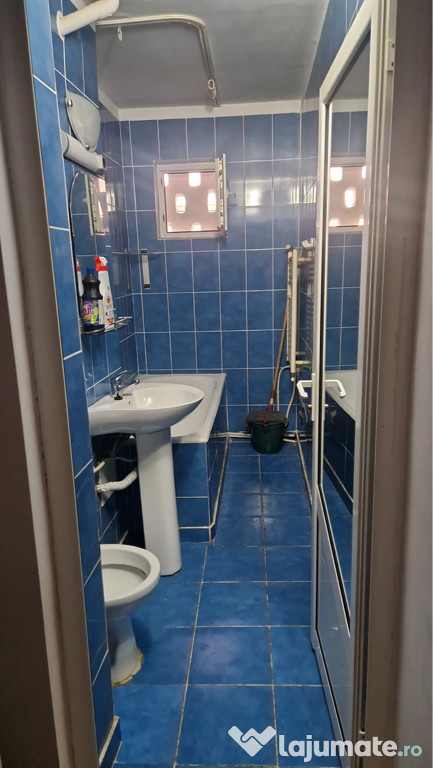 Apartament situat la etajul 3 pe strada Olari