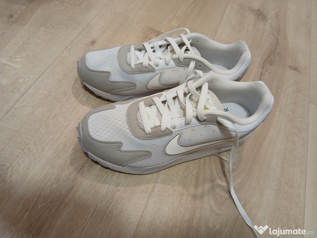 Pantofi sport Nike Air Max Solo