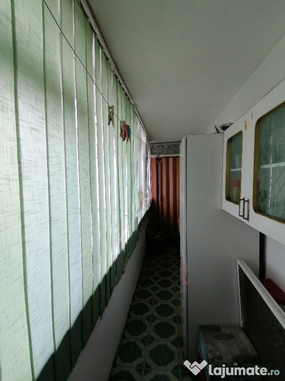 2 camere, 56mp, bloc caramida, Scolilor
