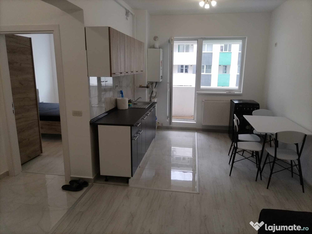 Apartament 2 camere și loc de parcare în Militari.