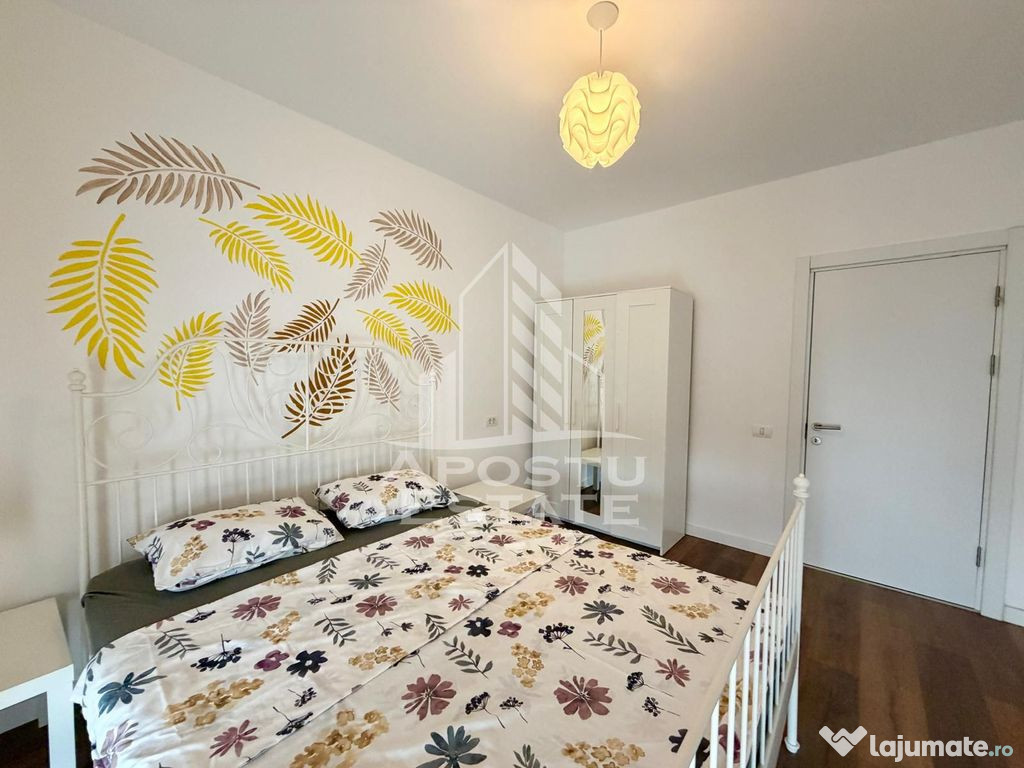 Apartament 2 camere, curte proprie, loc de parcare, Toron...