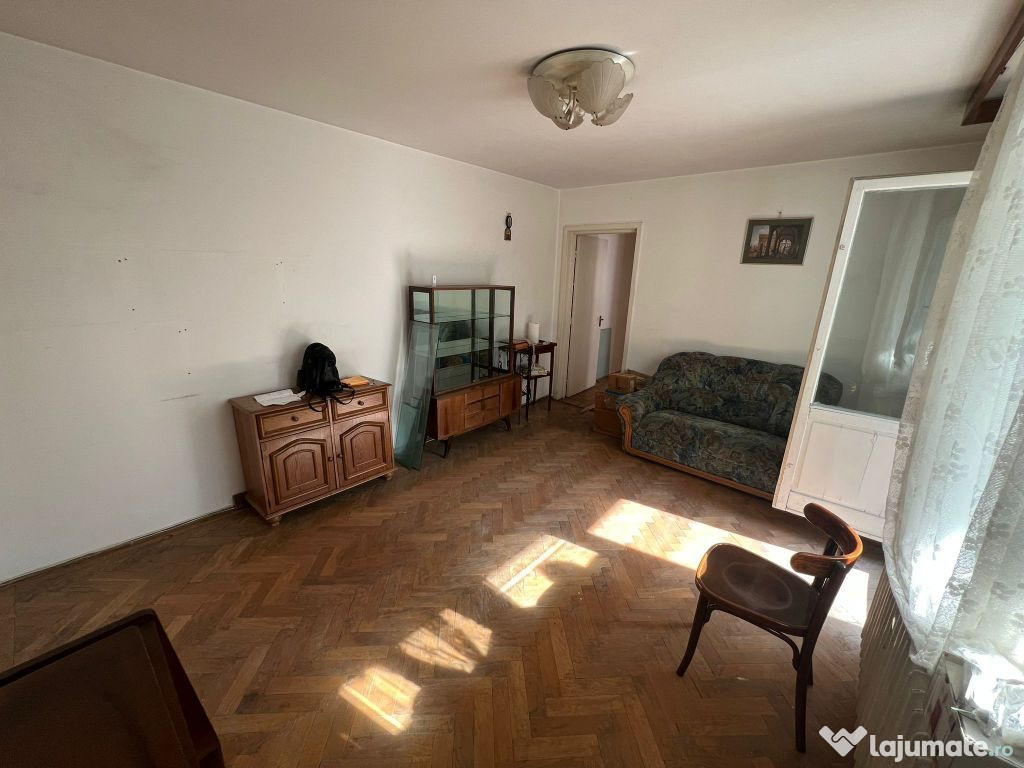 3 camere, 70 mp Emil Racovita Metrou Piața Sudului