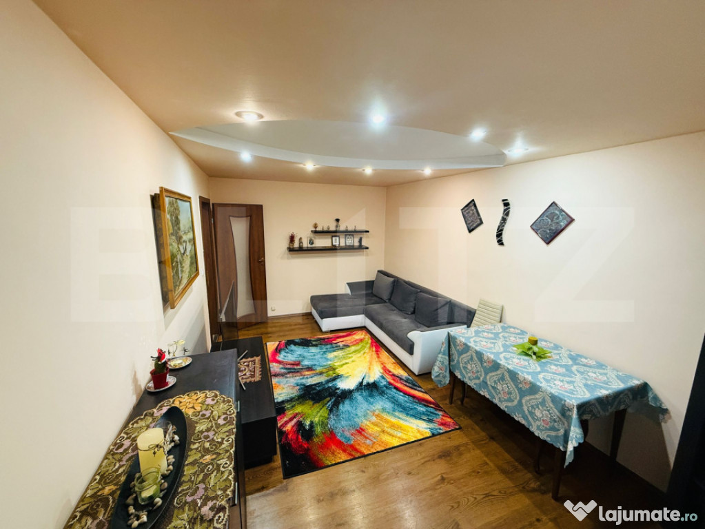 Apartament cu 3 camere, decomandat în zona Dârste