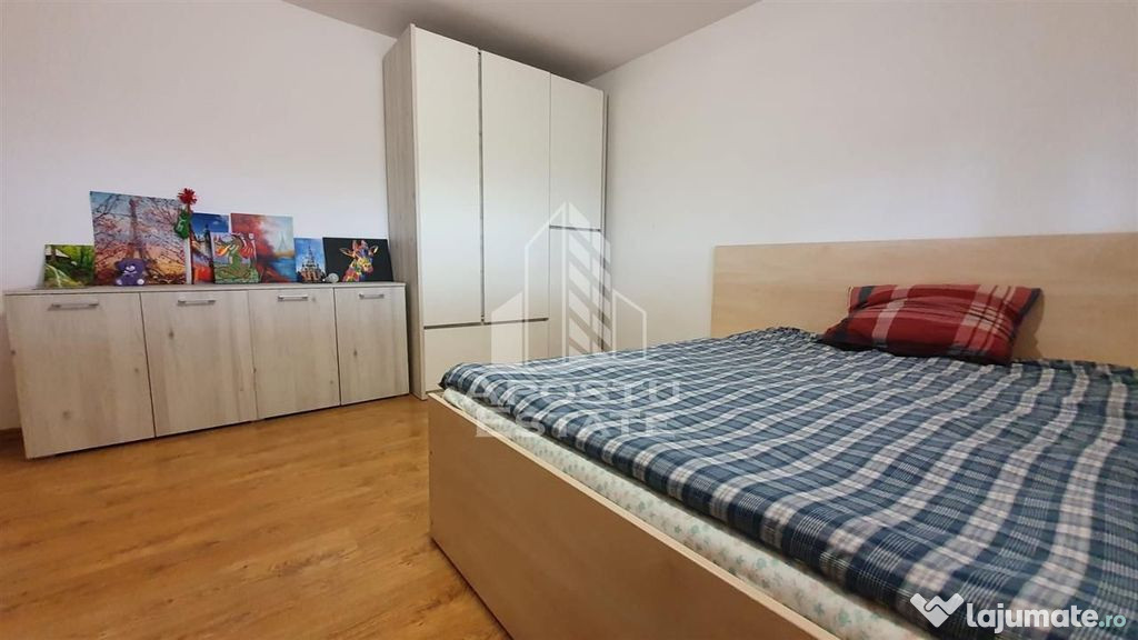 Apartament cu 4 camere Semidecomandat in zona Buziasului