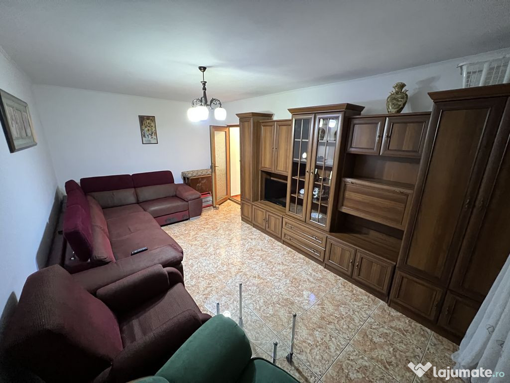 Apartament 3 camere zona Cora Bratianu - Scoala 8