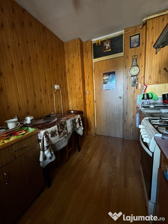 Apartament 3 camere decomandat+ 2 balcoane