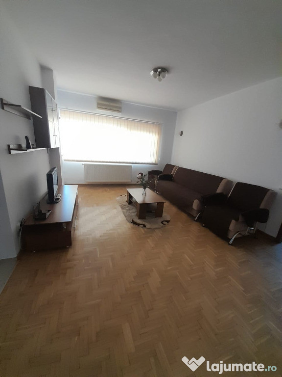 Apartament de închiriat, 3 camere, Complet Mobilat și Utilat, Golden R