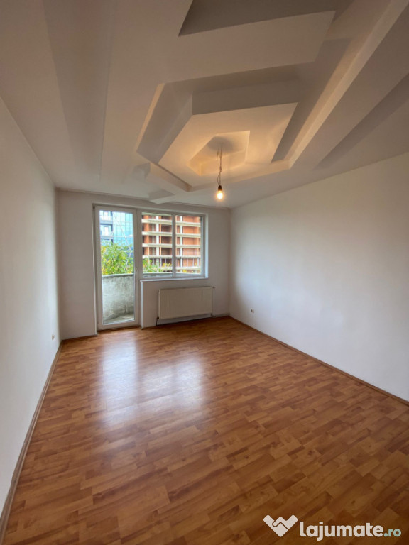 Apartament cu 2 camere zona Decebal