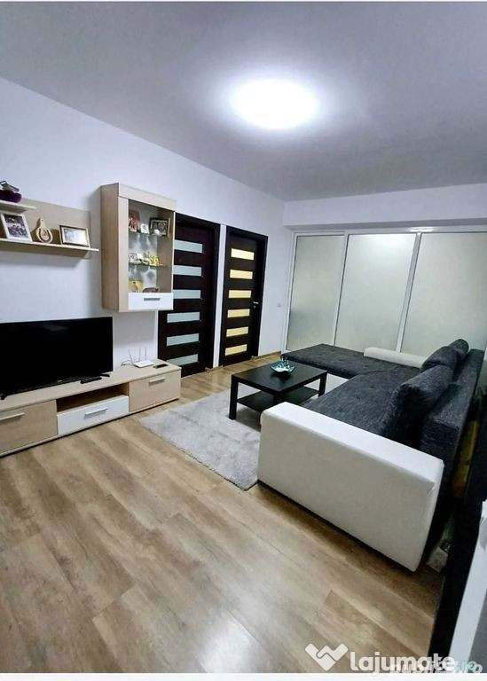 APARTAMENT 3 CAMERE, LEONIDA, CENTRALA, MOBILAT-UTILAT