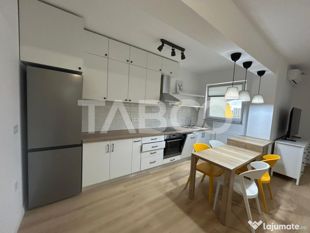 Apartament 2 camere de inchiriat cu balcon cu vedere spre mu