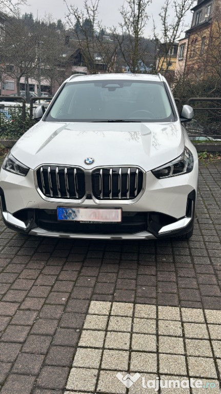 BMW X1 xDrive23i Mild Hybrid