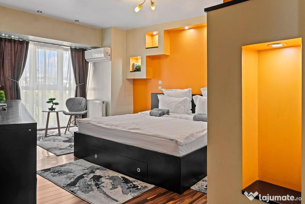 4 Room Apartment on Unirii Boulevard Nerva Traian Interse...