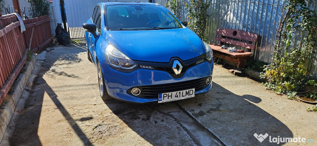Renault clio 0.9 an 2013