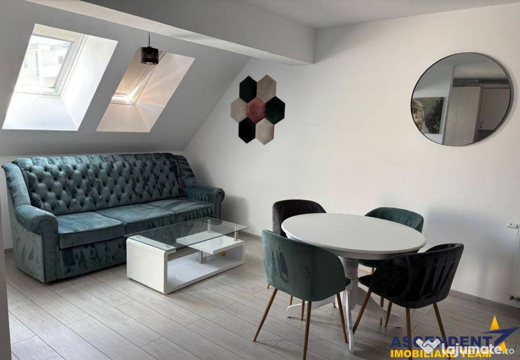 Penthouse 4 camere, pe doua niveluri, Tractorul, Brasov