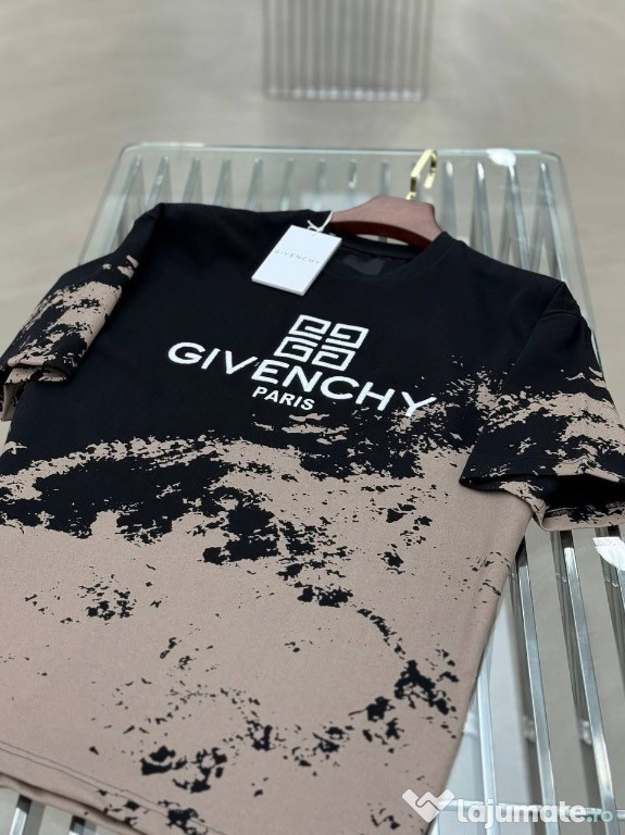 Tricou nou GIVEN