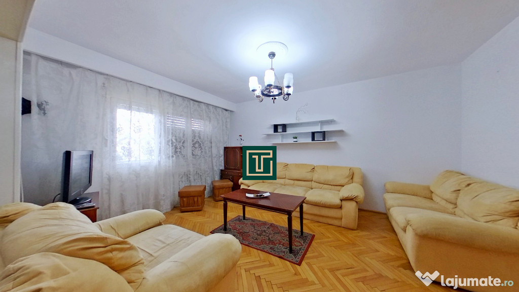 Apartament spațios cu 4 camere de închiriat în zona centrală – ideal p