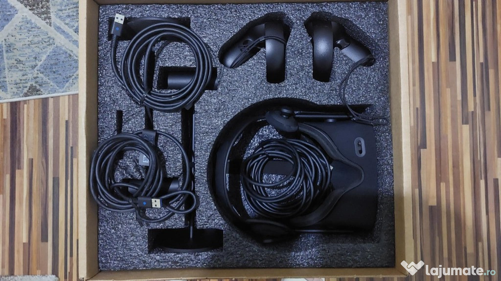 Casti VR Oculus Rift CV1 Nou In Stare Perfecta