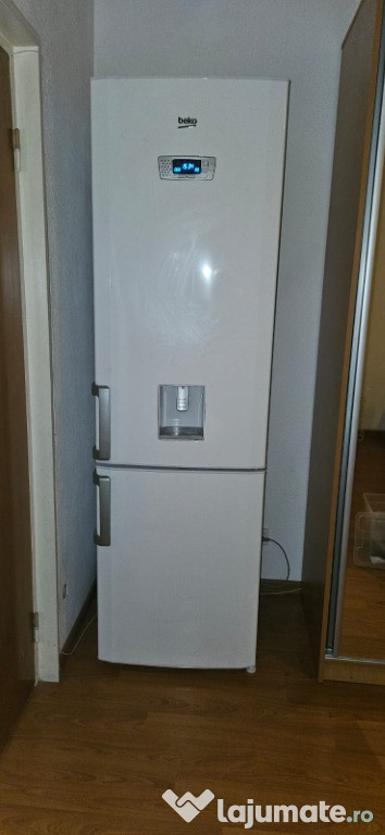 Combina frigorifica Beco + Masina Whirlpool + Dressing + Comoda