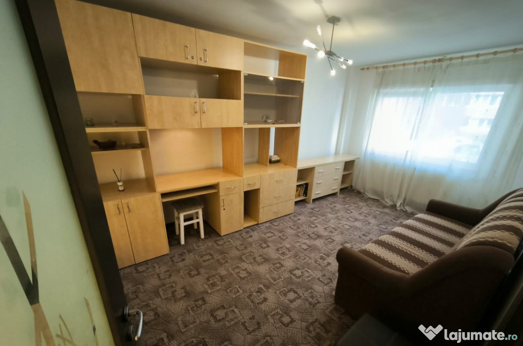 Apartament 2 camere 54 mp, etaj intermediar, loc de parcare,