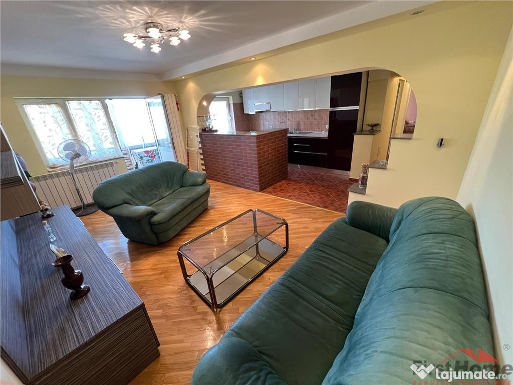 Apartament 3 camere, etaj 3/4, zona Inspectoratul #536;colar