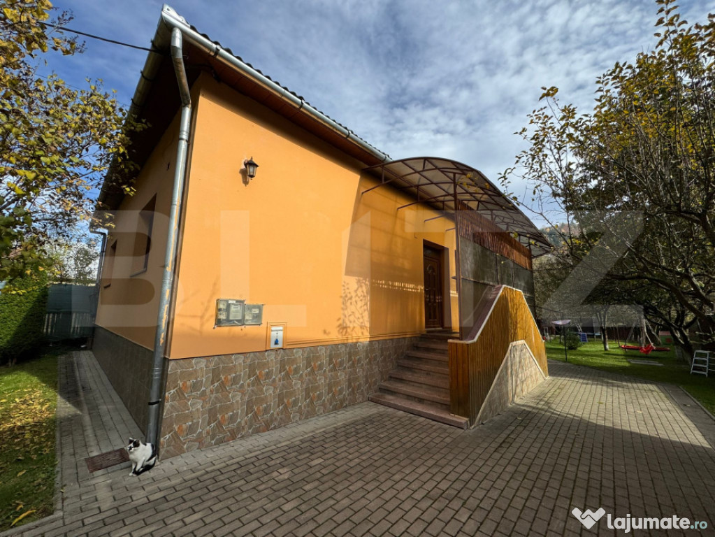 Proprietate spațioasă, curte generoasă în Câmpeni, Țar