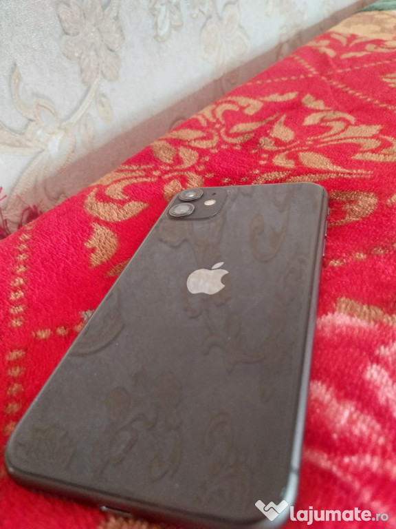 Vând iPhone 11 urgent 128 gb impecabil!!