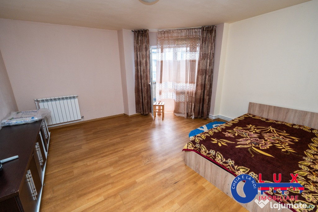 ID 377 Apartament 3 camere de inchiriat *Str Victoriei