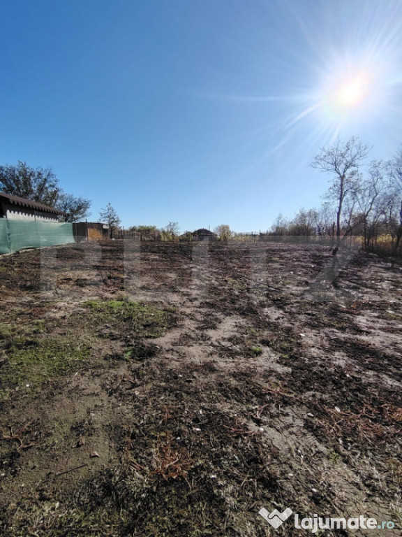 Teren intravilan Cosoveni, 945 mp cu deschidere 19 m