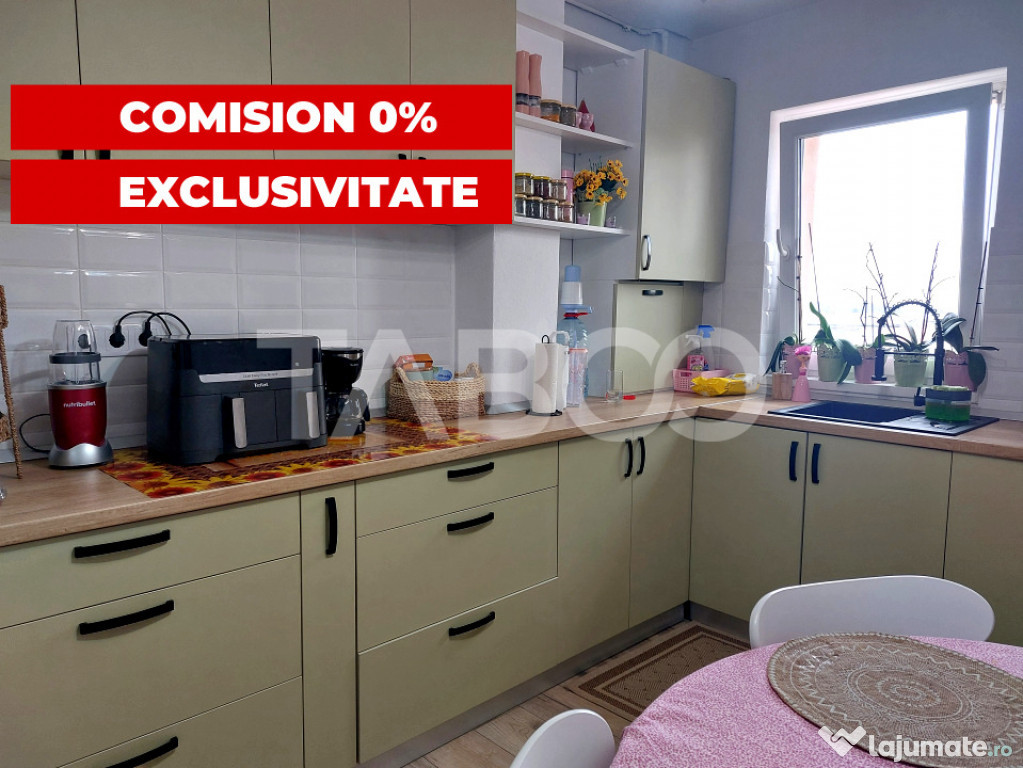 Apartament renovat 66 mp 3 camere 2 bai balcon pivnita Cisna