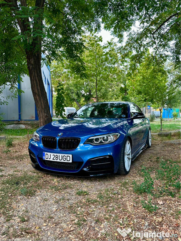 BMW M235i M Performance