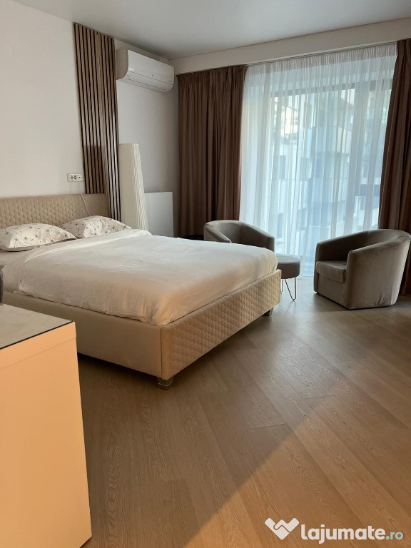 Cortina North Studio faza 2, 42mp, vedere in curte