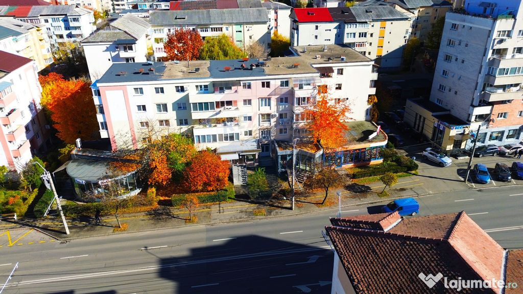 Spațiu comercial de 100mp de închiriat în zona Republicii