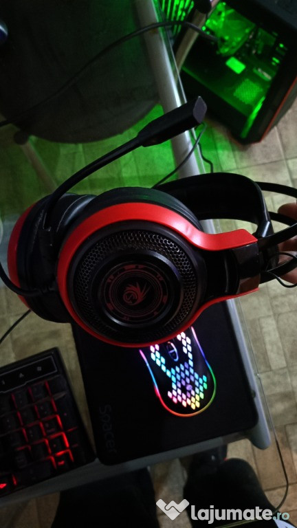 Se vinde PC în stare bună!