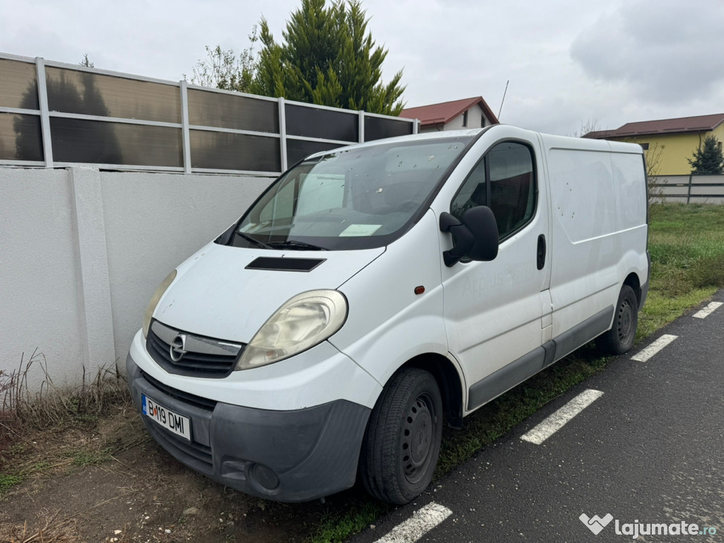 Opel Vivaro 2011