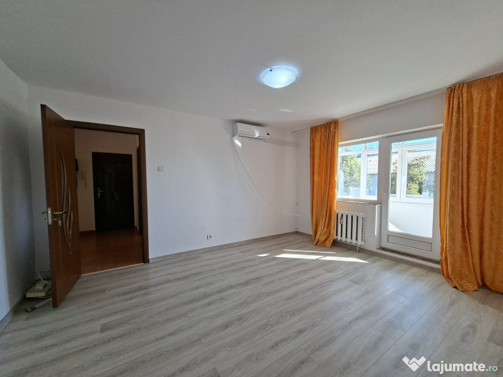 Str. Bicaz apartament 2 cam S.D /renovat /PVC /aer conditionat /balcon