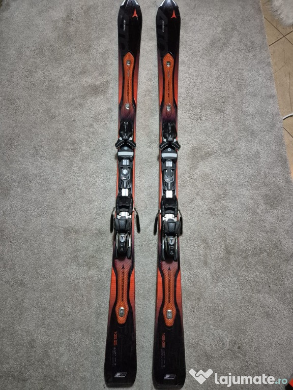 Schiuri ATOMIC Varioflex 1,66 m