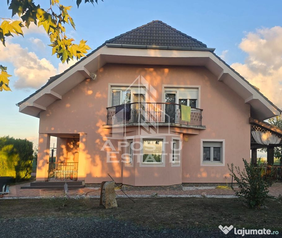 Vilă, de vanzare, la intrare in Macea, ZERO comision